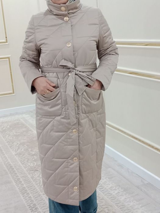 Демисезонный под бренд Ласаграда куртка сатылады