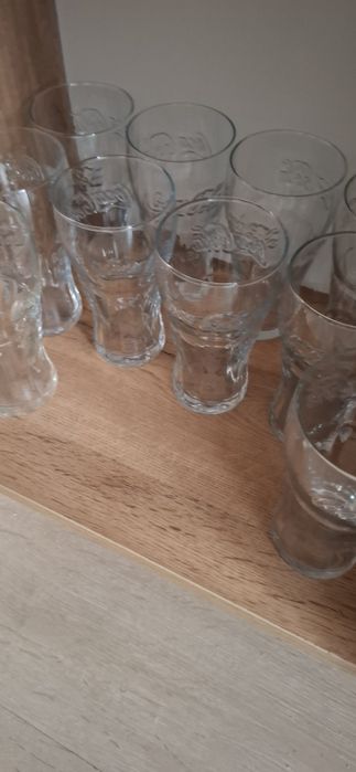 Продам стаканы под Колы.