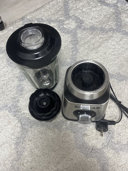 Продам новый блендер