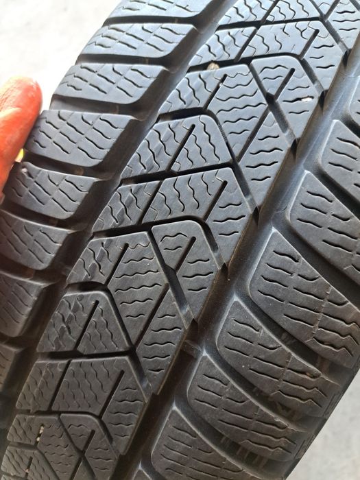 4 anvelope iarnă 205 60 r16 Pirelli