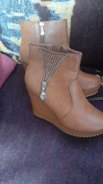 LICHIDARE STOC Articole iarna Orice articol la 100lei