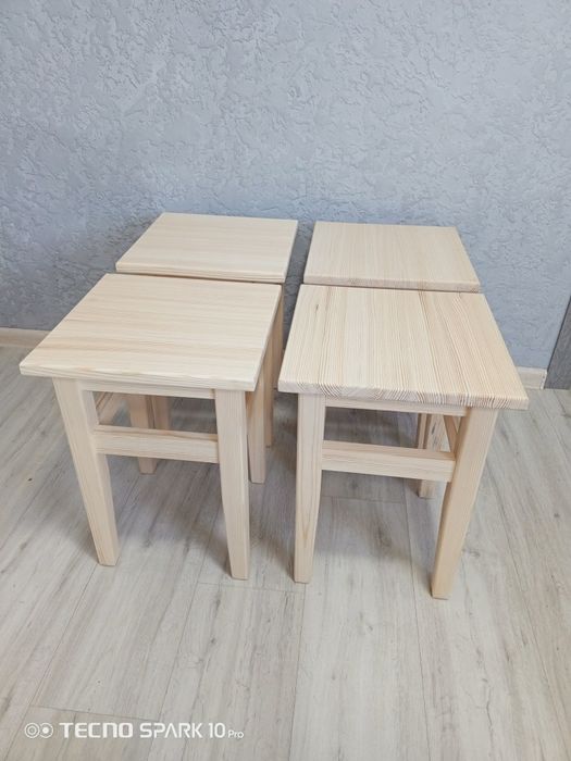 Табуреты из массива сосны