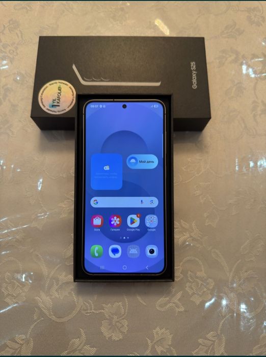 Samsung galaxy S25 o'zi