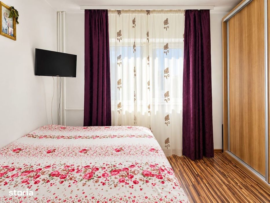 Apartament cu 3 camere de vânzare | Inel 2, Constanța | Etaj 1/4