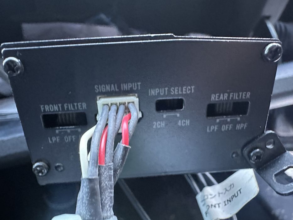 Усилвател Pioneer GM-D1004