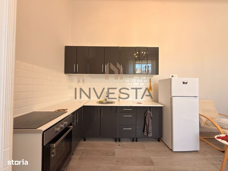 Apartament cu 3 camere si balcon, in Centru, langa Tribunal!