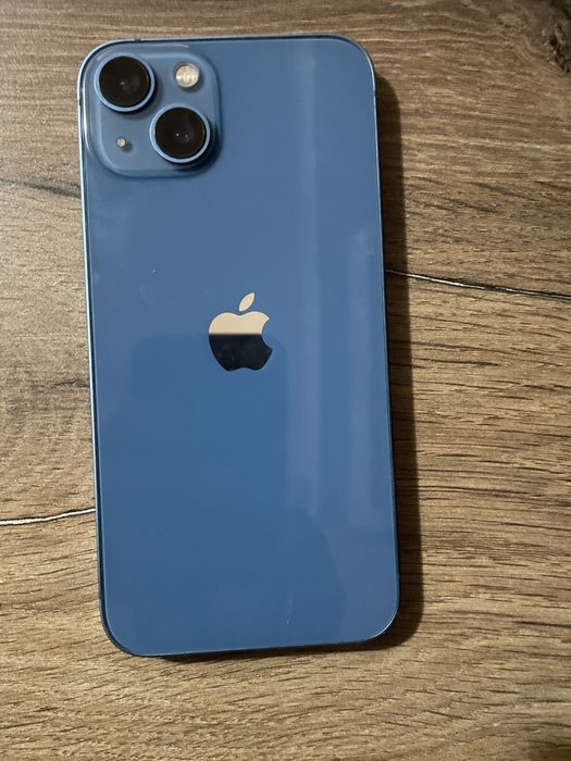 обениваю iPhone 13 на мопед