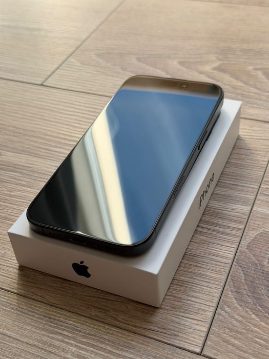Iphone 16 PRO, 128gb, bat.88% - negru