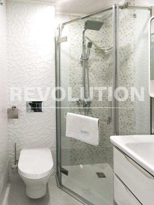 Дава се под наем Четиристаен апартамент в Варна, Център - 100 кв.м за 1500 € - Снимка #5