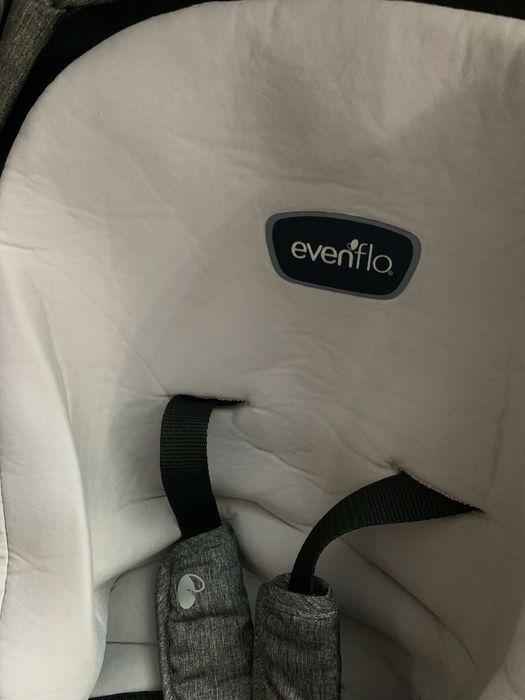 Продам коляску evenflo
