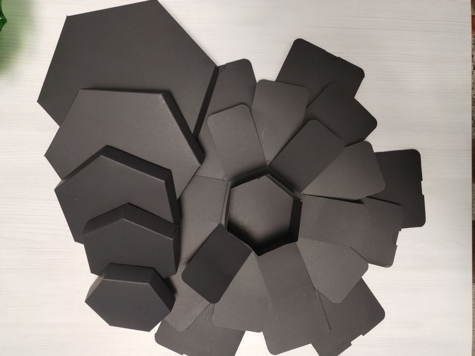 Un cadou de neuitat - cutie explozivă