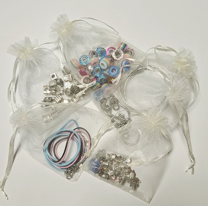 Детски комплект за изработване на бижута