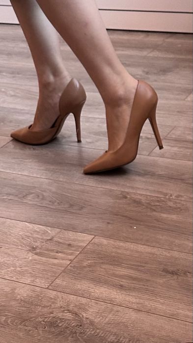 Новые туфли Zara