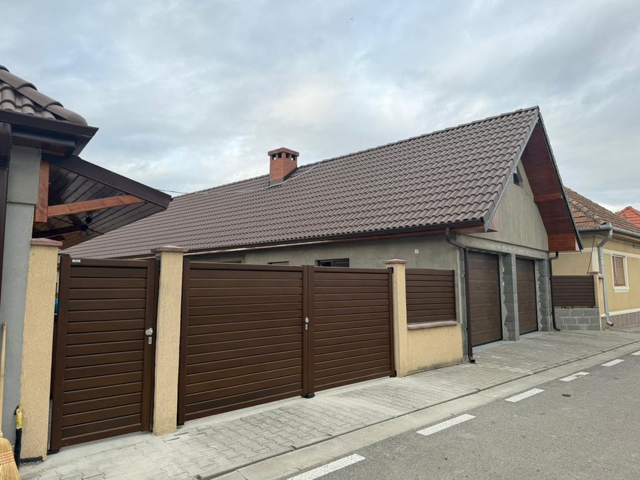 Porti si garduri din aluminiu