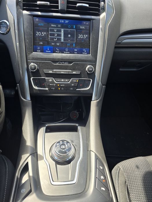 Ford Mondeo 2020 combi 190 CP automat diesel Titanium