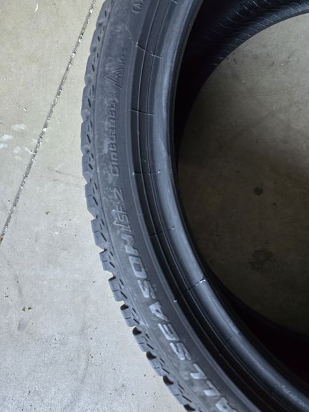 245/35/19 2бр PIRELLI 2бр IMPERIAL