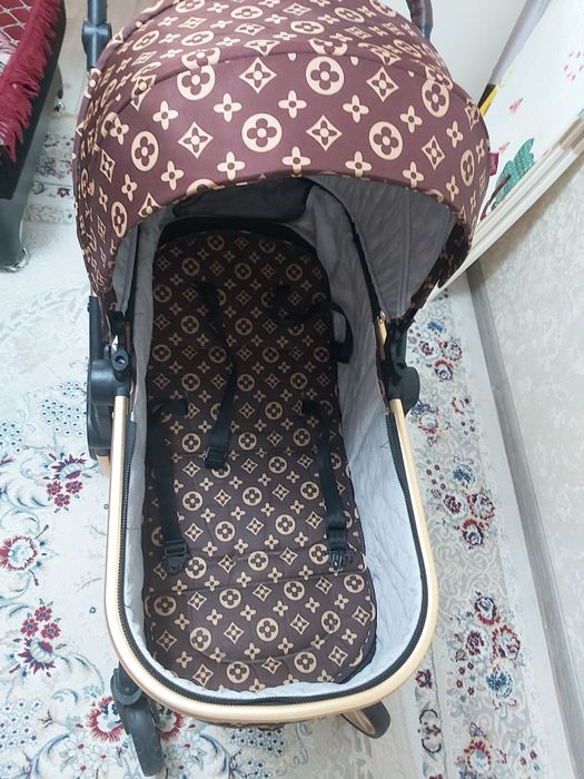 Продам коляску в отличном состоянии