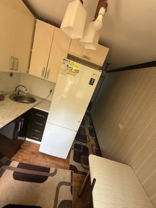 Chilonzor 24- kvartalda 3 xonali uy sotiladi! Srochna