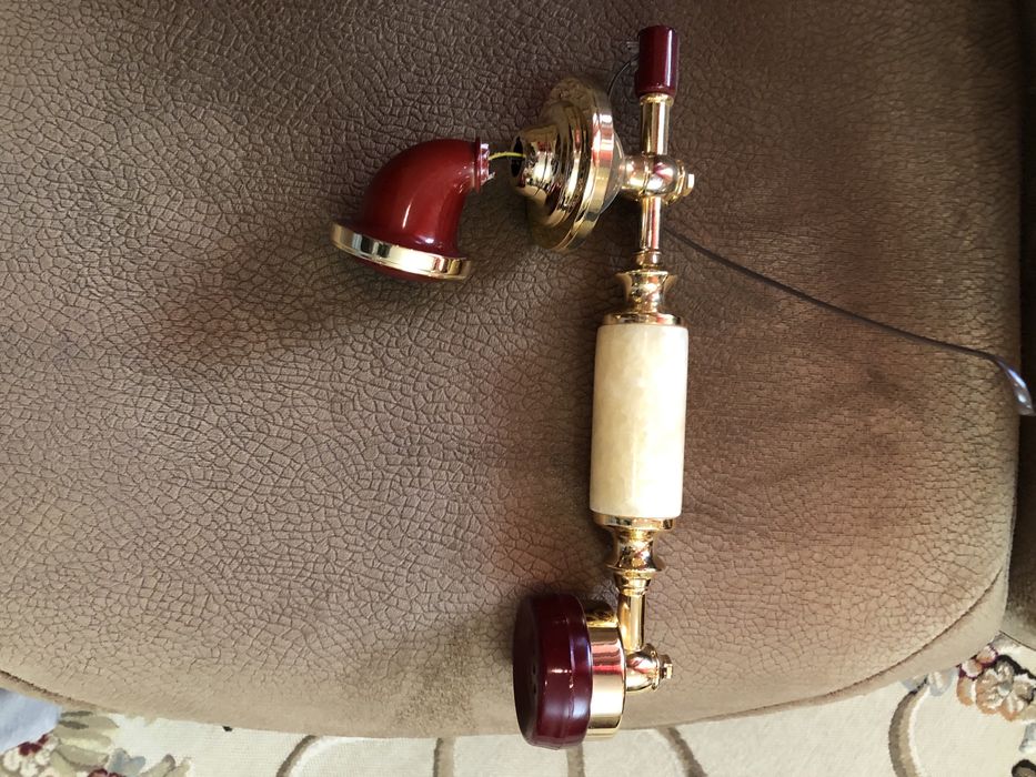 Продам сувенирный телефон