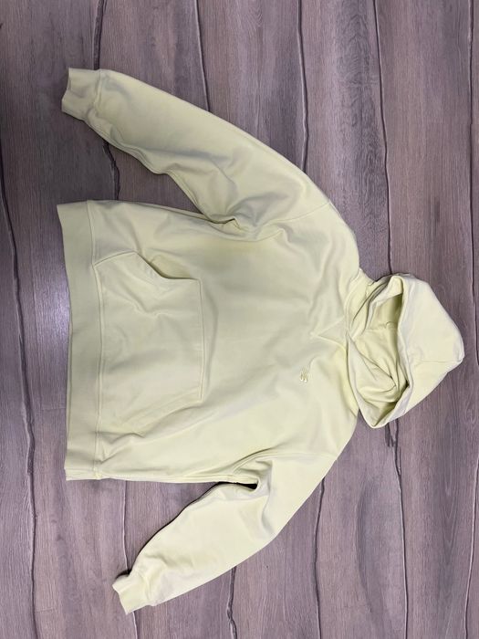 Дамски суичър New Balance