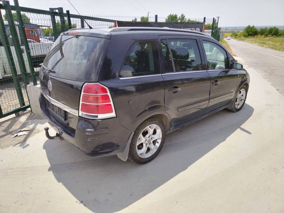 Опел Зафира 1.9 цдти 120 к.с. / Opel Zafira 1.9 cdti 120 hp НА ЧАСТИ
