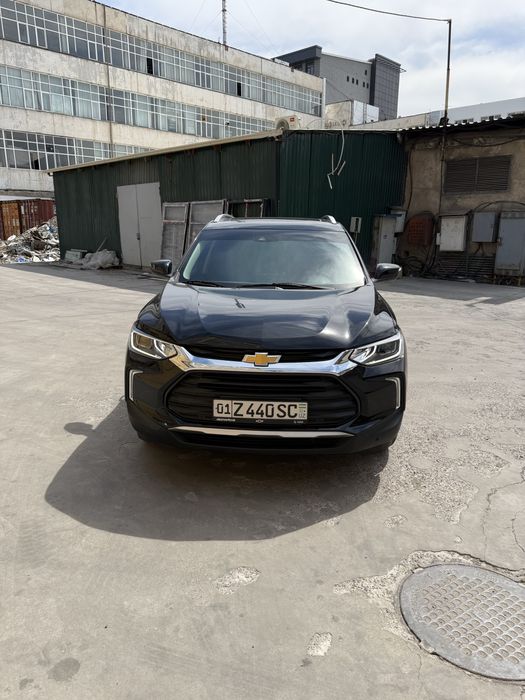 Tracker 2 Sotiladi