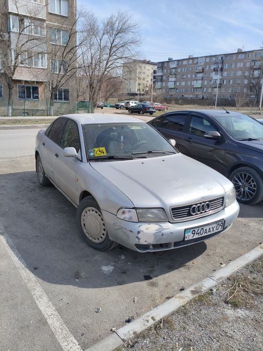 Продаю Ауди а4 1995года