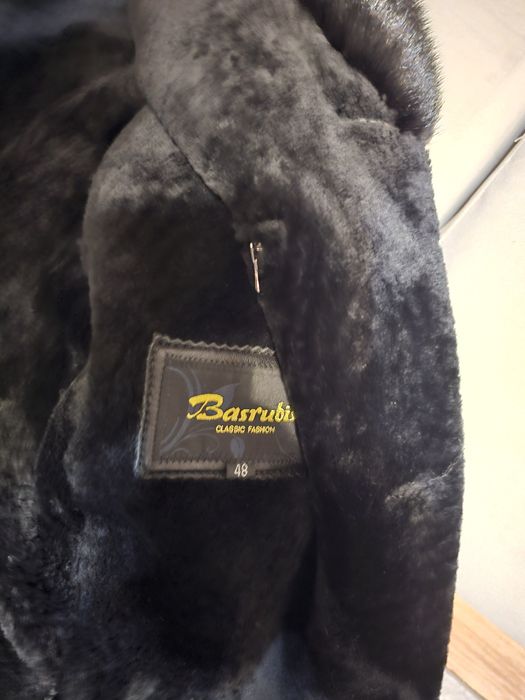 Продам дубленку мужскую 48 размер