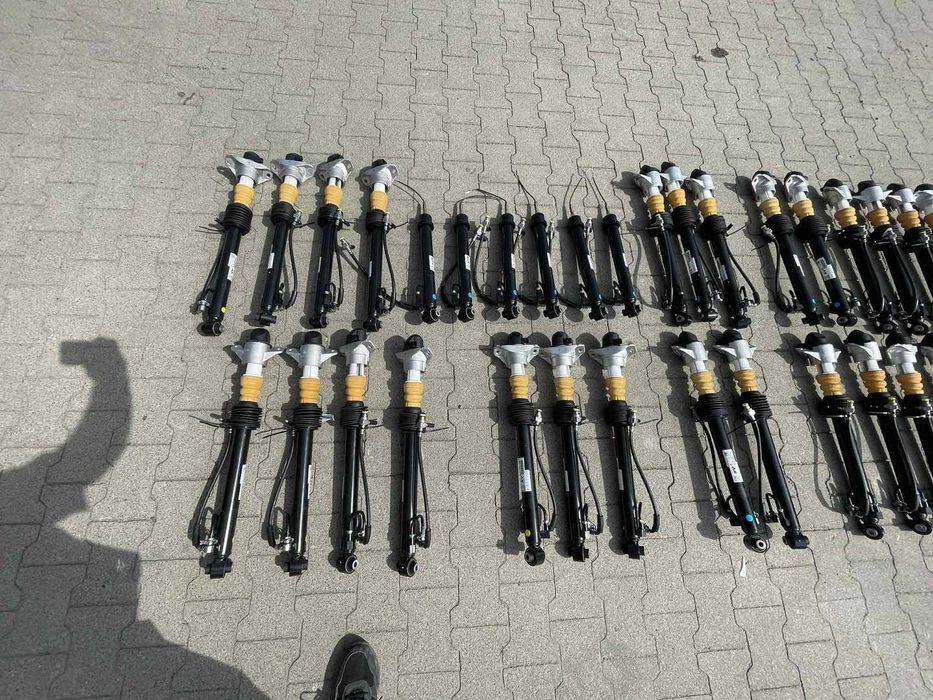 Оригинално окачване DRC от Audi RS5 RS4 (2019) — като ново