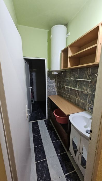 Тристаен Тракия 97 кв.  От собственик ! + мазе  и свободно паркиране