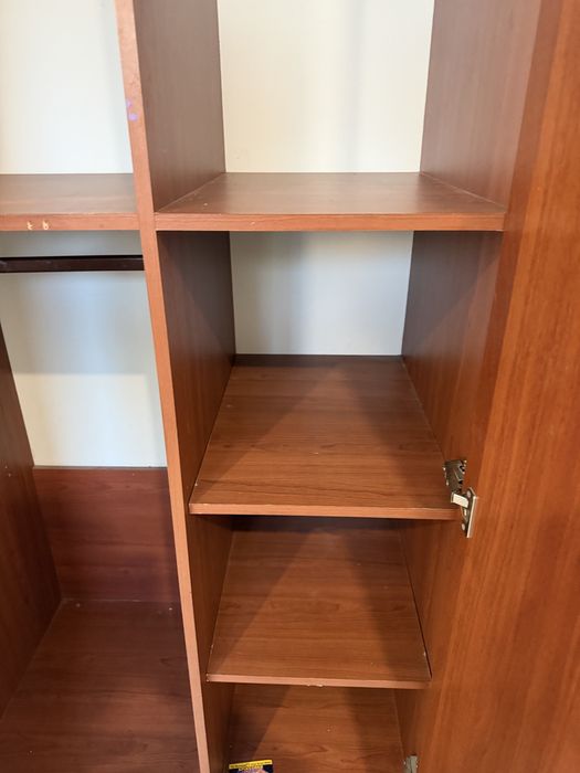 Продам плательный шкаф