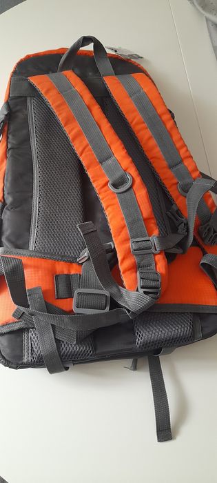 Туристическа раница WAUBAN 35l