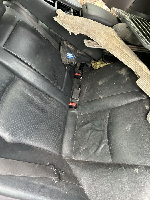 Mercedes C220 CDI W203 2002г. на части