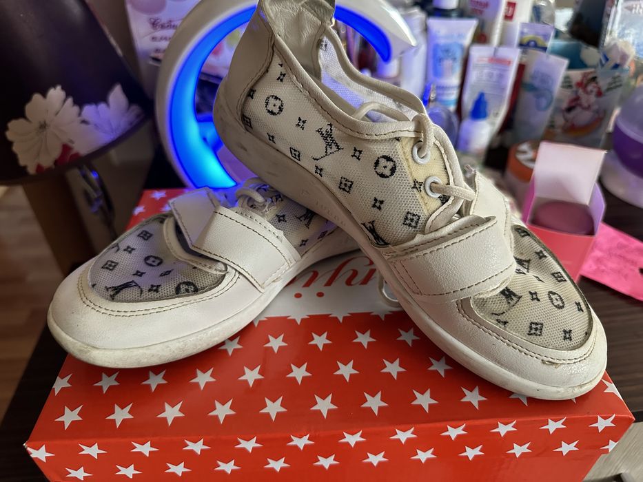 Кросовки мужские 44 размер