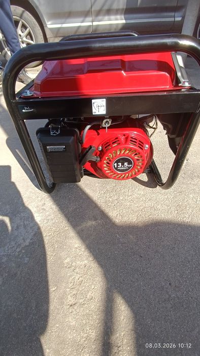 Продавам Генератор