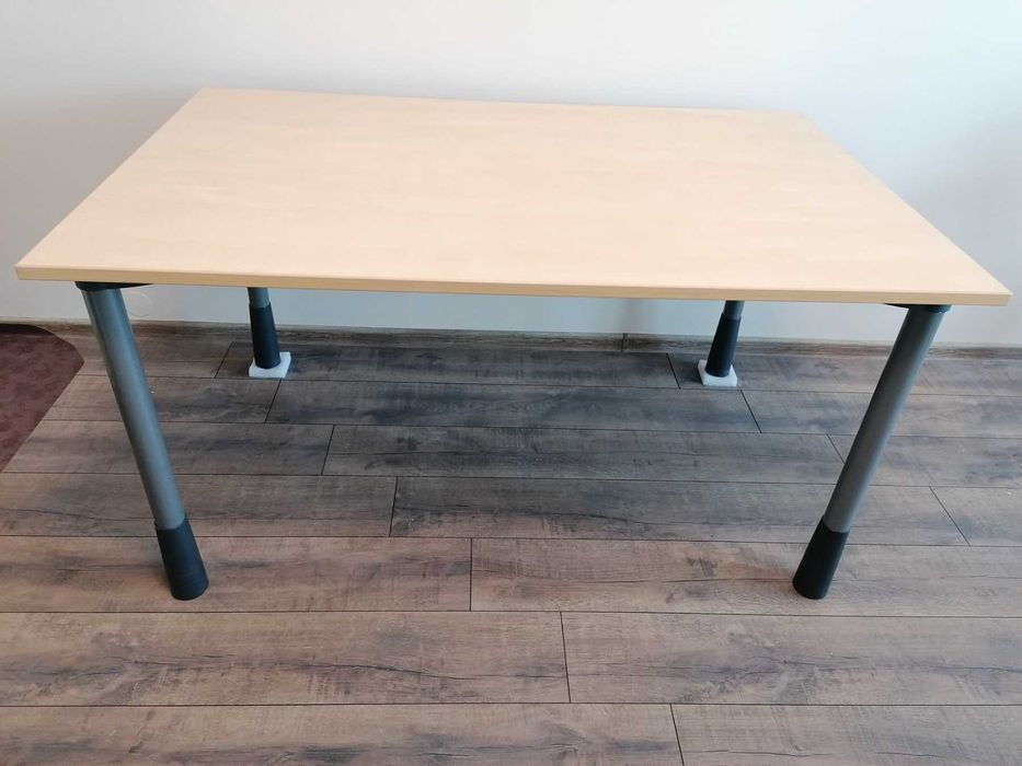 Маса-бюро 140cm/90cm