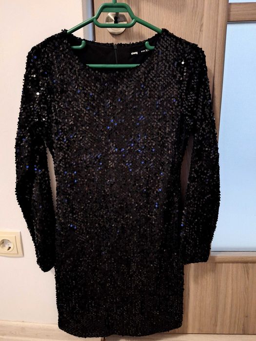 Rochita neagra cu paiete