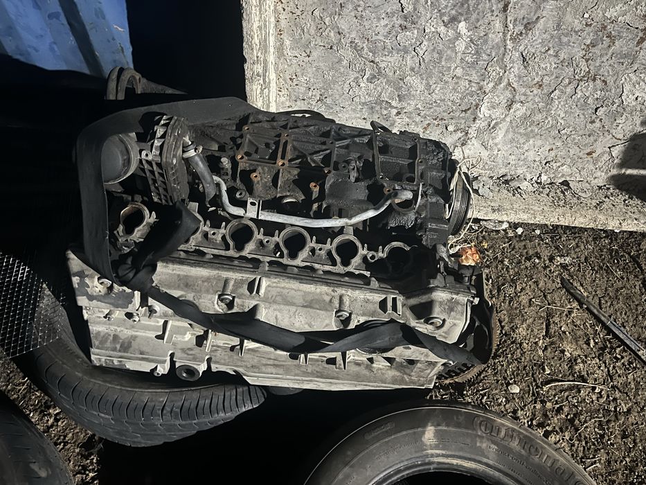 мерседес м104 Головка