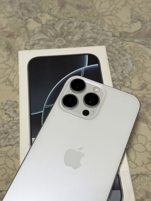 Айфон 16 Про Макс/Apple iPhone 16 Pro Max