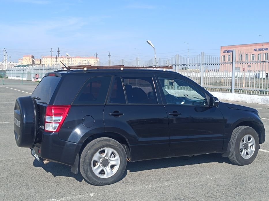 Продам кросовер Suzuki Grand Vitara