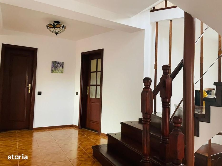 Casa S+P+1E+M,232 mp,zona Colentina