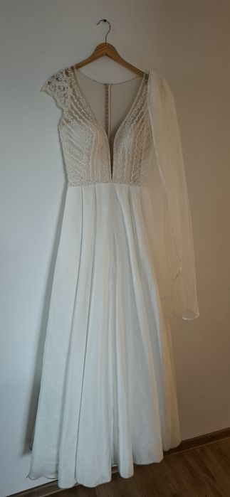 Rochie de mireasă Best Bride (Mărimea 36 / S) - Model deosebit