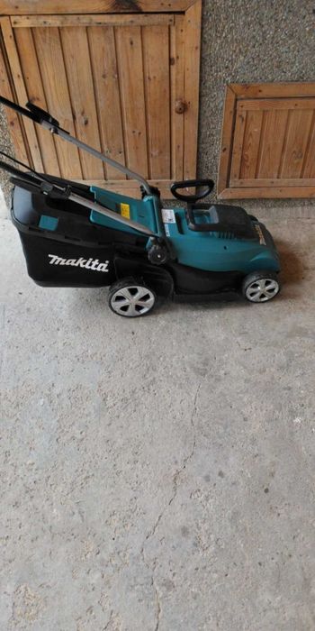 Електрическа косачка за трева Makita ELM3320