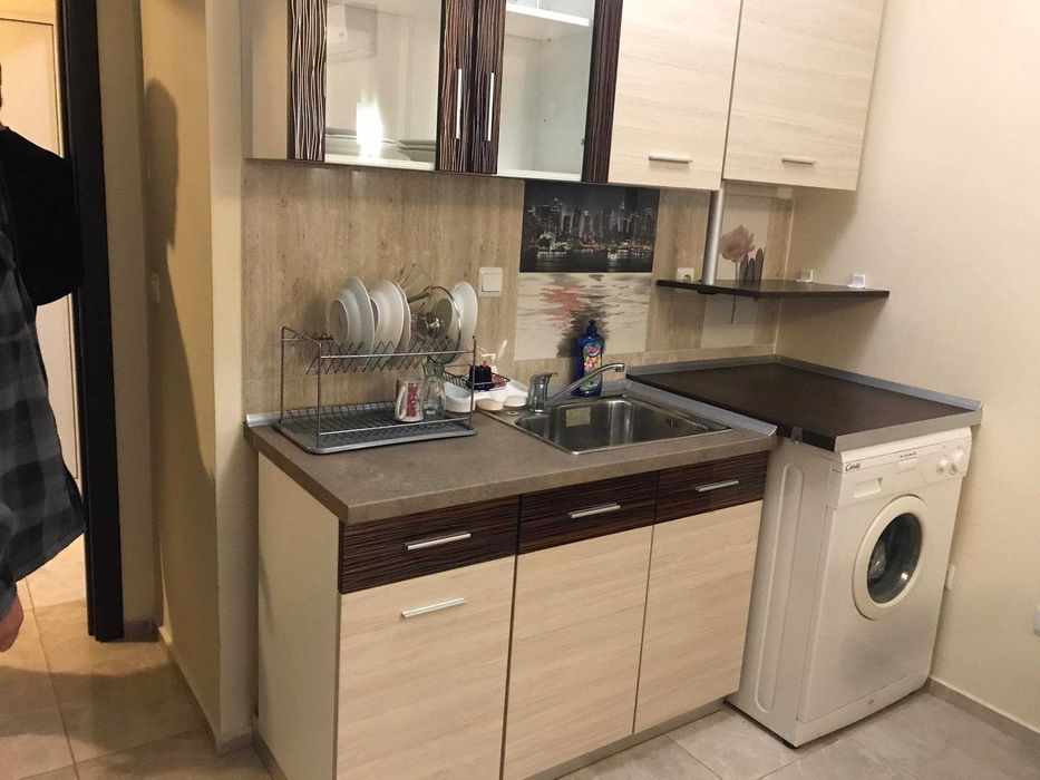 Дава се под наем Двустаен апартамент в Бургас, Меден рудник - зона А - 57 кв.м за 153 € - Снимка #3