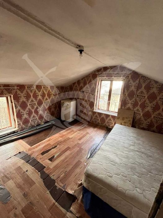 Продава се Двустаен апартамент в София, Център - 66 кв.м за 850 €/кв.м - Снимка #1