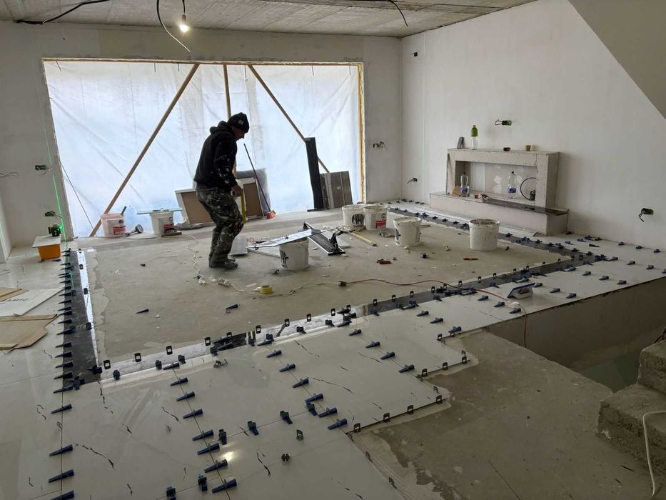 Meserias Gresie faianta 10 ani experienta, taiat la 45, modele, reparatii generale, renovare apartamente