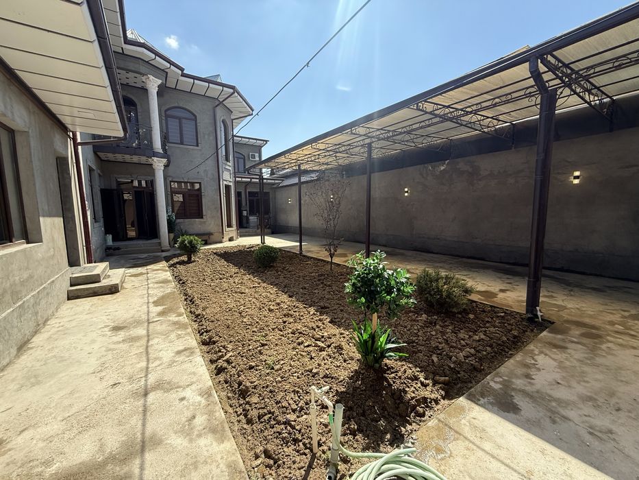 Продается участок 4,4 сотки с домом 270квМ Катта Кани Учтепа