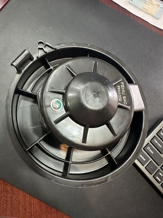 Моторчик печки Toyota/Lexus