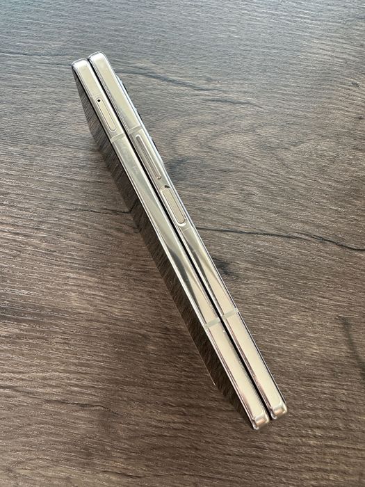 Samsung Galaxy Z Fold4  512gb/Ram 12gb