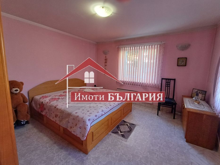 Продава се Къща в Карлово - 292 кв.м за 682 €/кв.м - Снимка #2